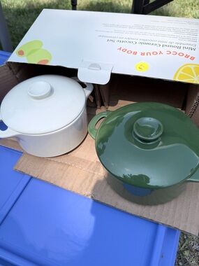NWT Brocc Your Body Mini Round Cocotte Set